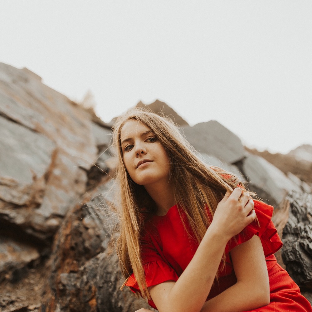 Meet your Posher, Madeline